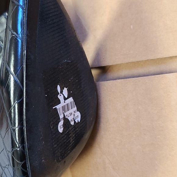 Steve Madden Block High Heel Bootie Croc Black 7 - Picture 9 of 10